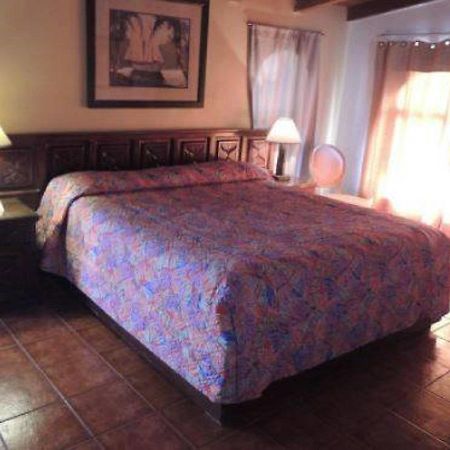 Hotel Calafia 罗萨里托 外观 照片
