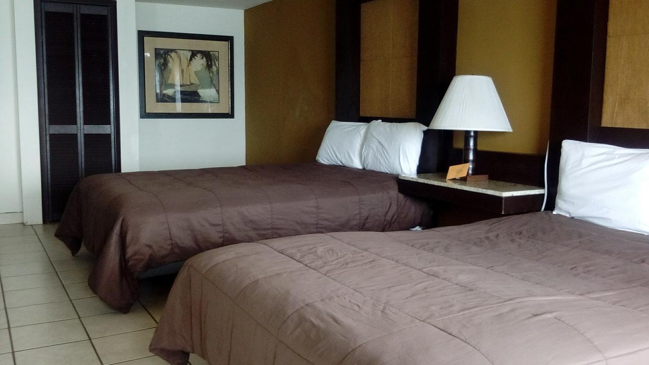 Hotel Calafia 罗萨里托 外观 照片